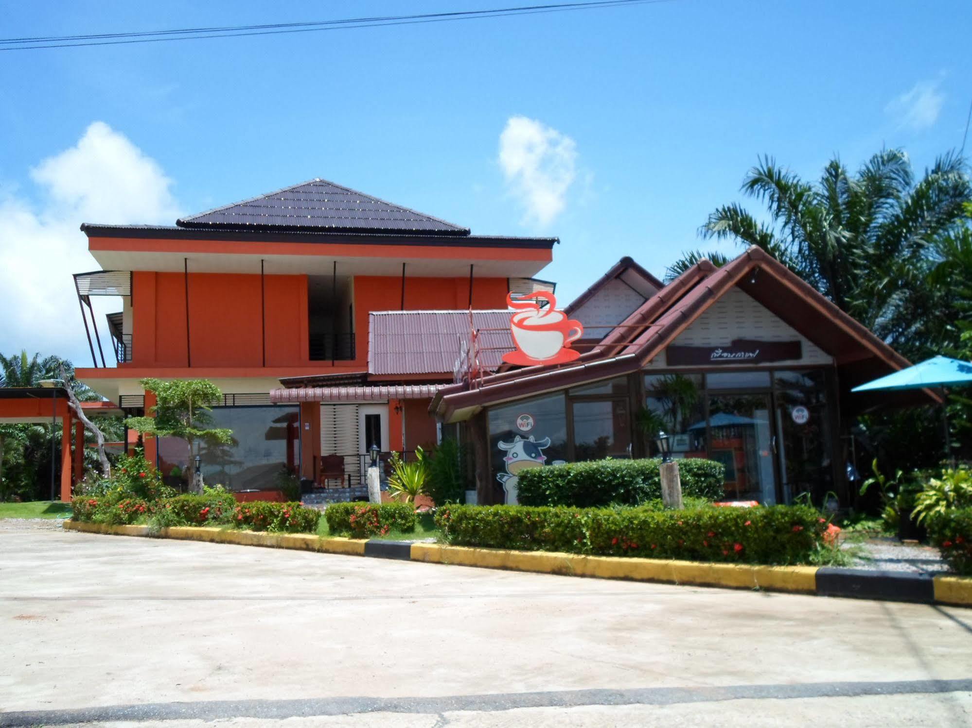 Bantatuk Resort & Restaurant Ban Tha Khun Buitenkant foto