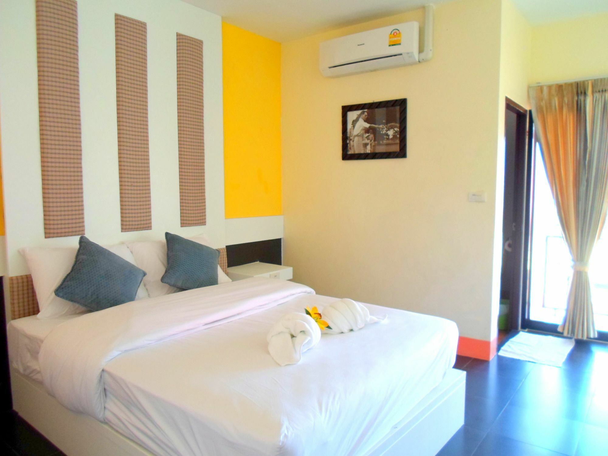 Bantatuk Resort & Restaurant Ban Tha Khun Buitenkant foto